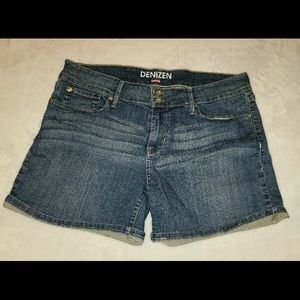 Levi’s Denizen jean shorts